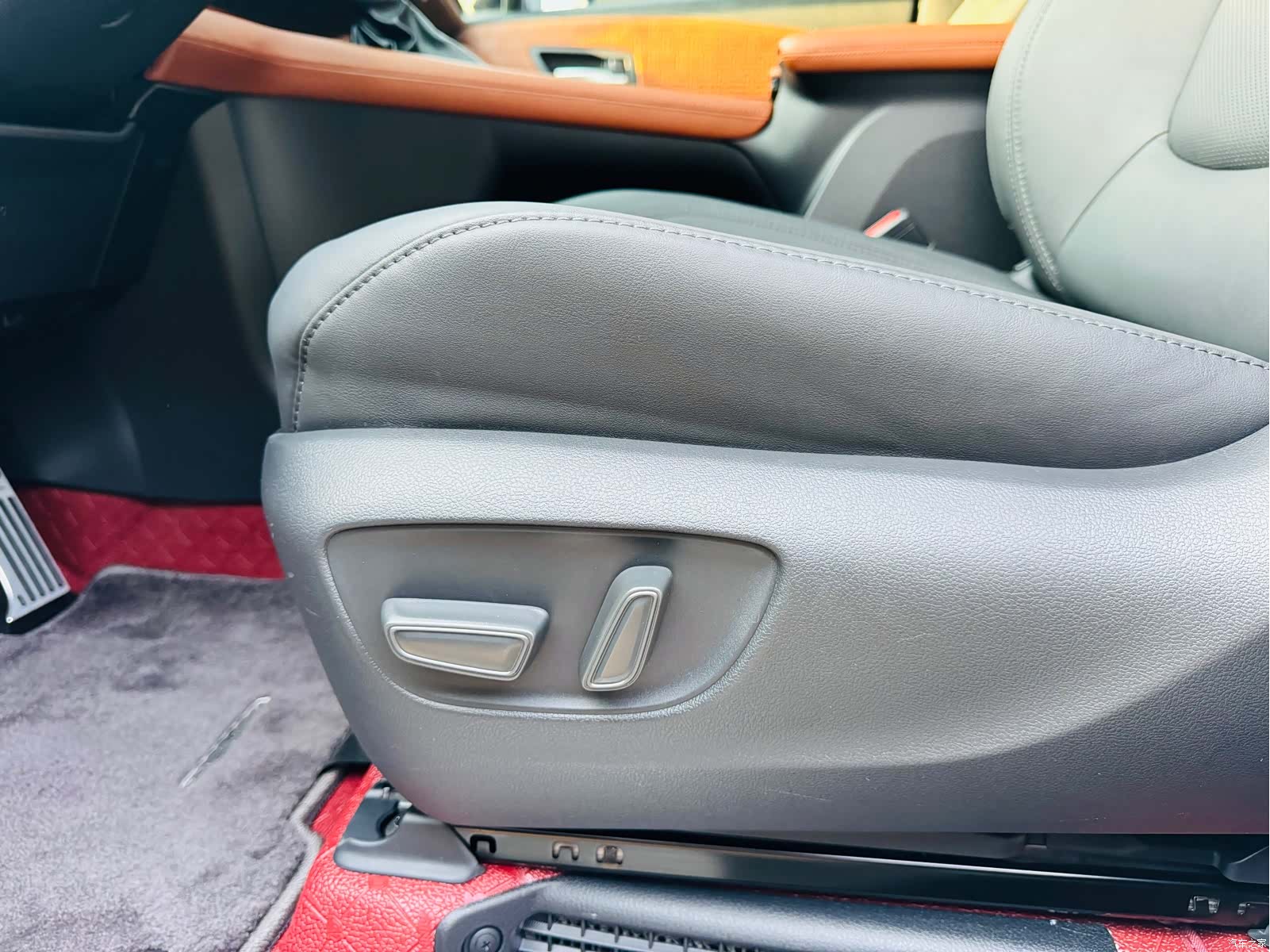 Toyota Sienna, 2025 16