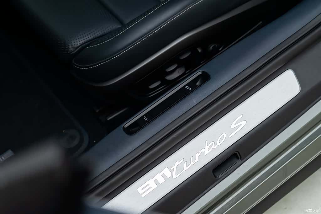 Porsche 911, 2022 16