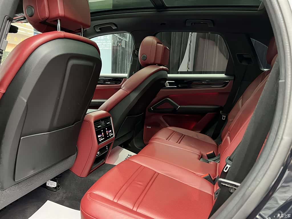 Porsche Cayenne, 2022 26