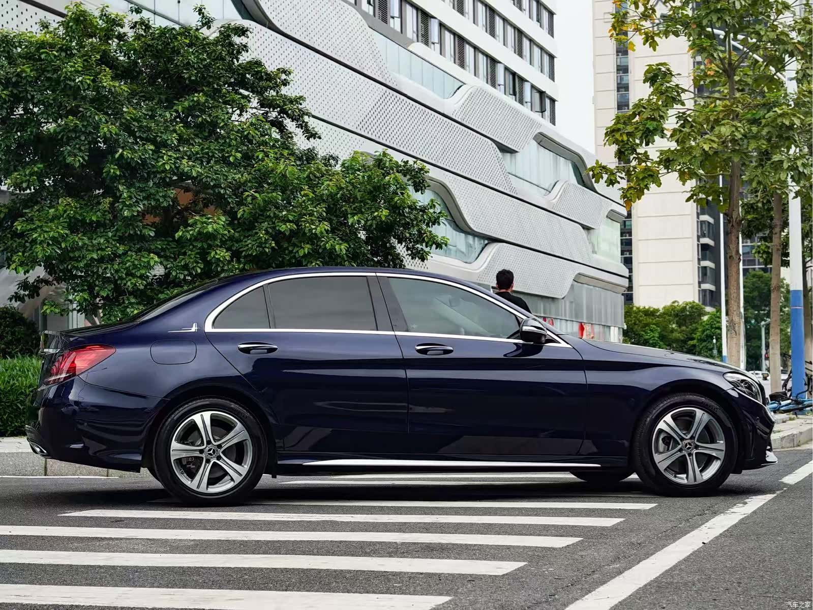 Mercedes-Benz C-Class, 2020 3