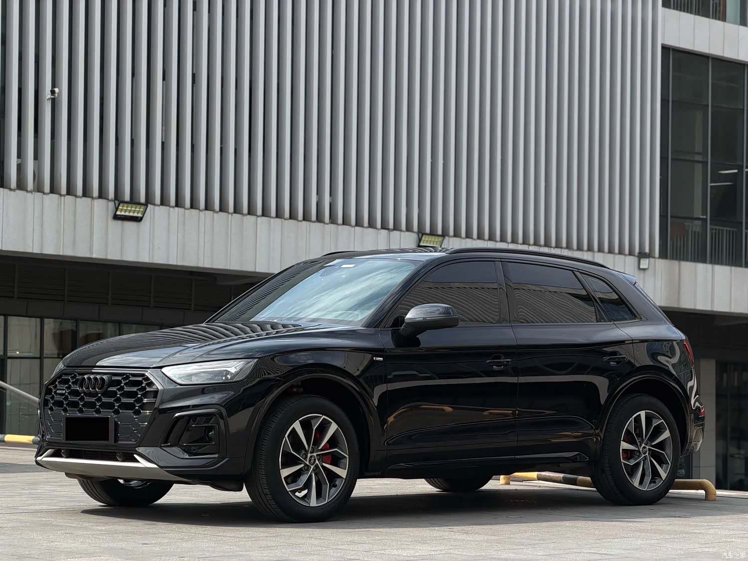Audi Q5L, 2023 1