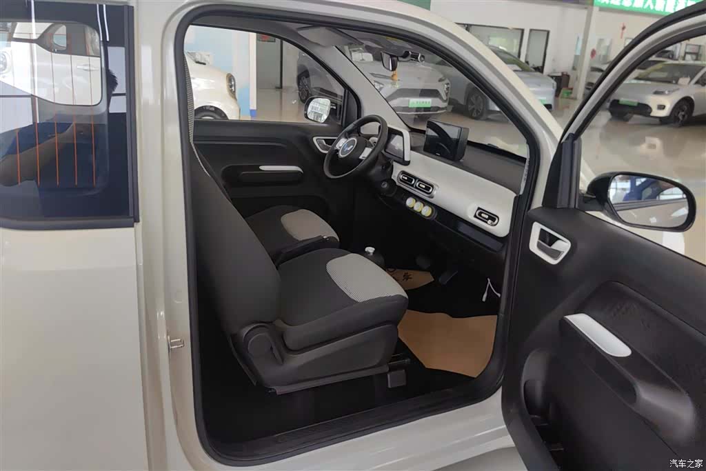Wuling MINIEV, 2024 8