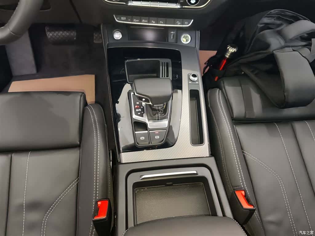 Audi Q5L, 2023 10