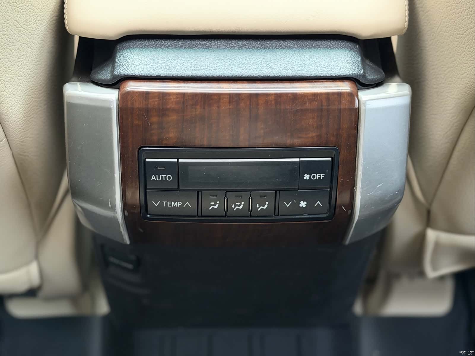 Toyota Prado, 2010 9