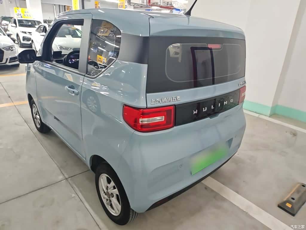 Wuling MINIEV, 2020 все фото