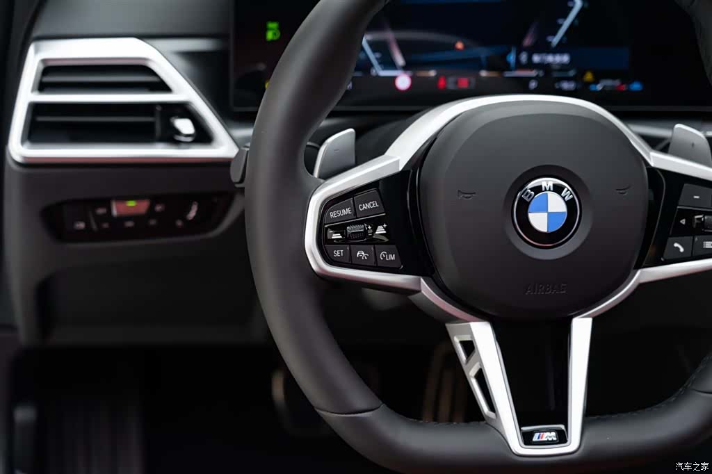 BMW 4 Series, 2025 14