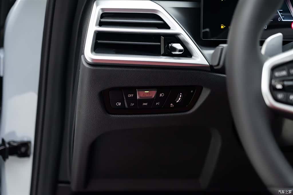 BMW 4 Series, 2025 19