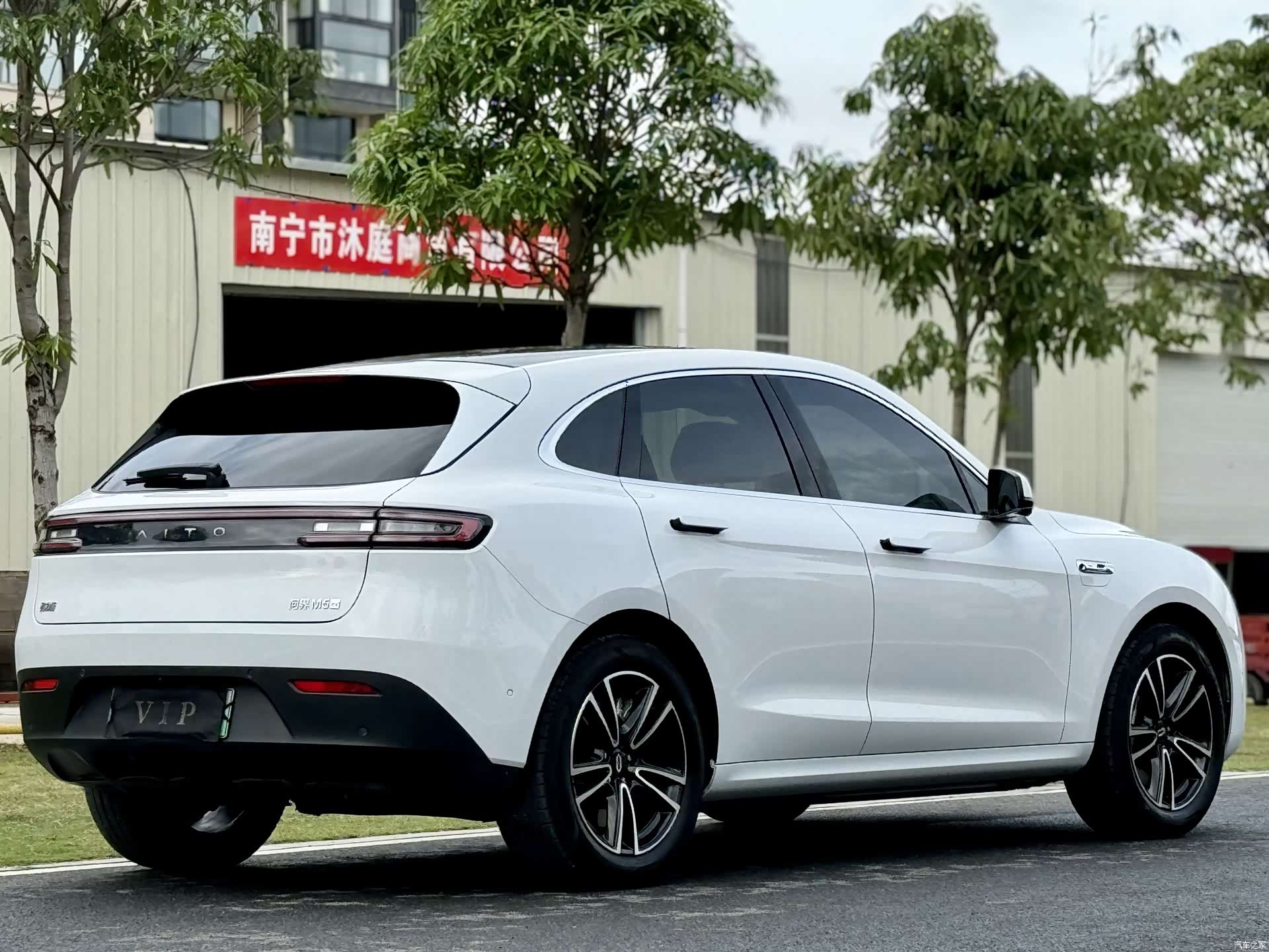 AITO M5, 2024 6