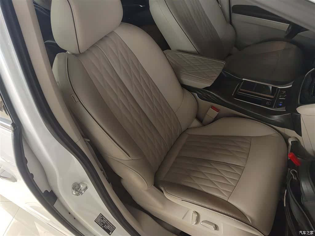 Buick GL8, 2022 21