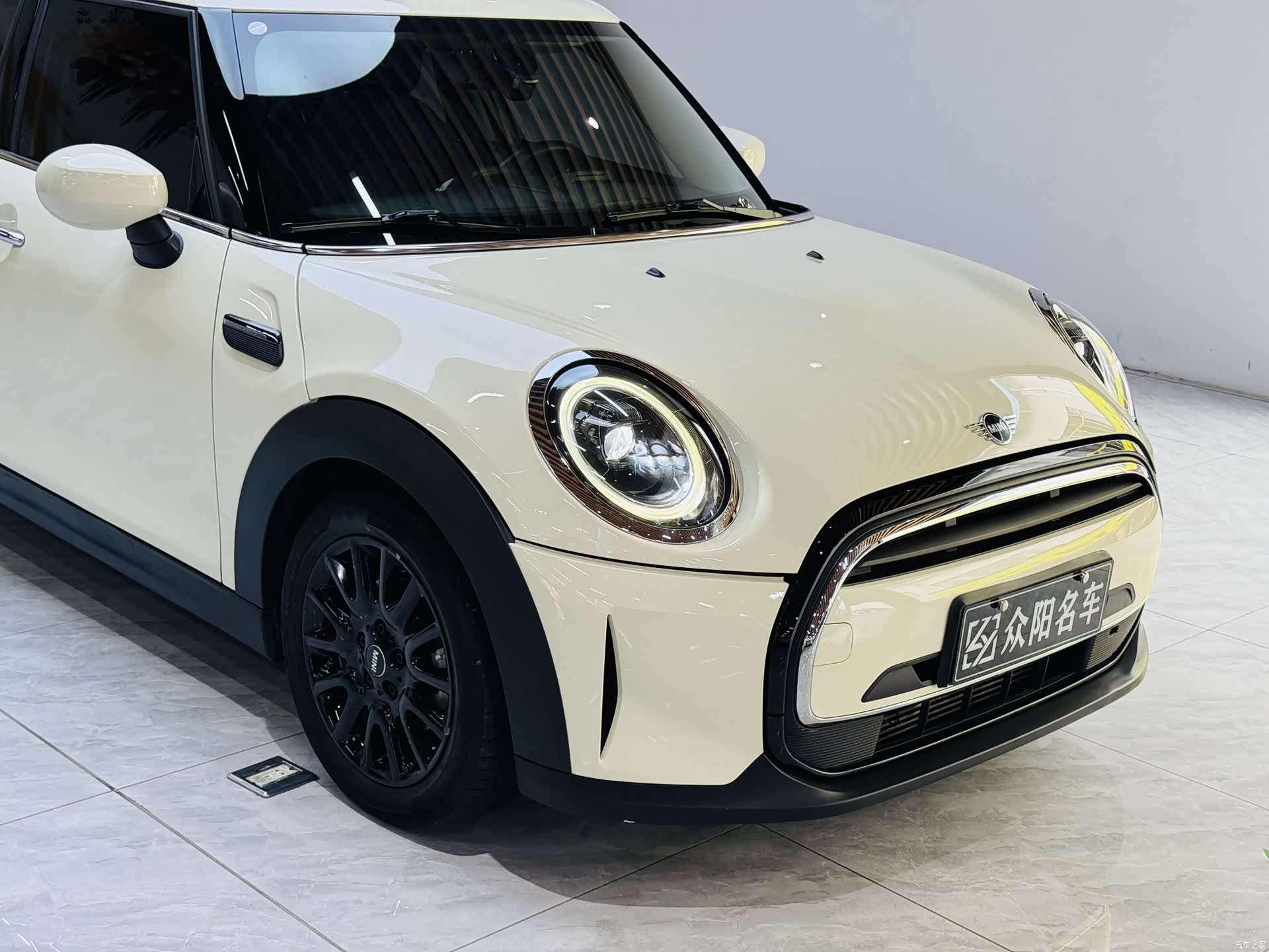 Mini ONE, 2021 4