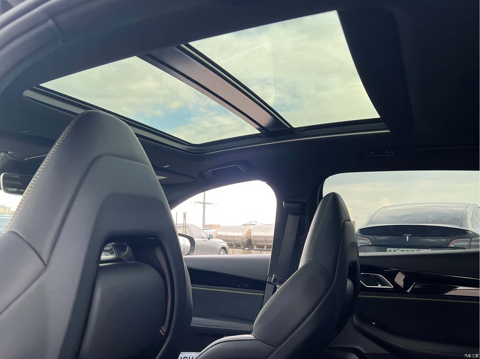 Lynk & Co 02, 2023 9