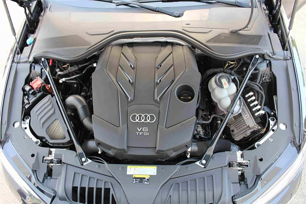 Audi A8L, 2020 13