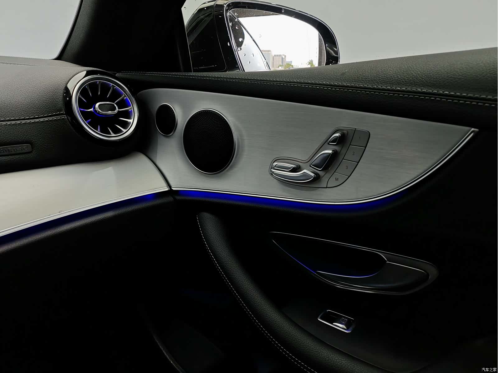 Mercedes-Benz E-Class, 2021 16