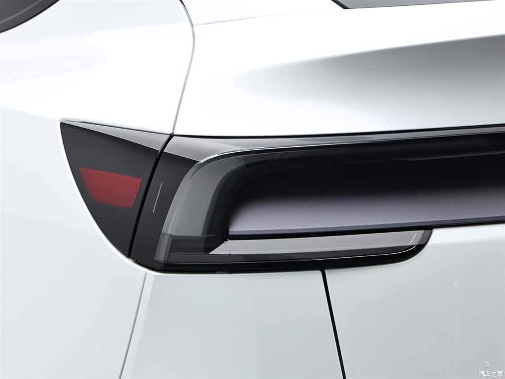 Tesla Model Y, 2025 7