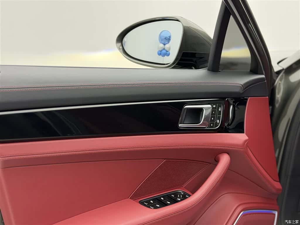 Porsche Panamera, 2023 7