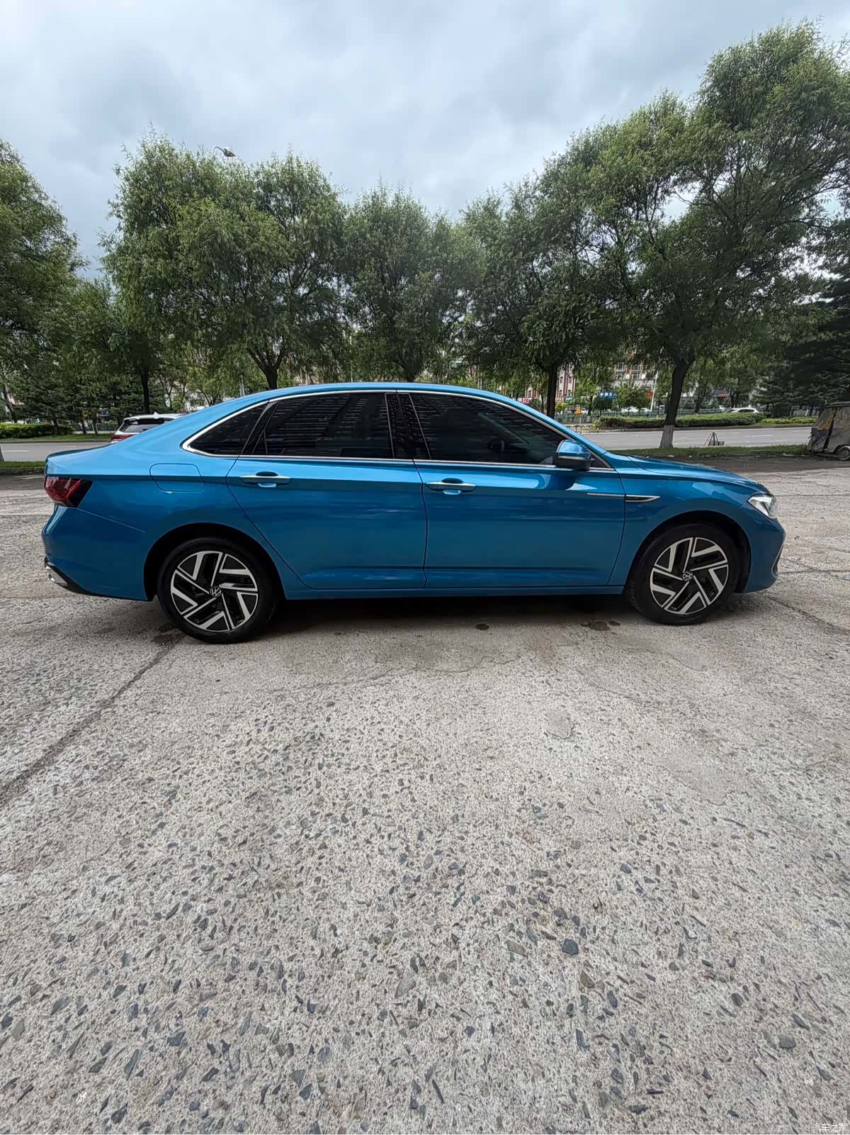 Volkswagen Sagitar, 2022 7