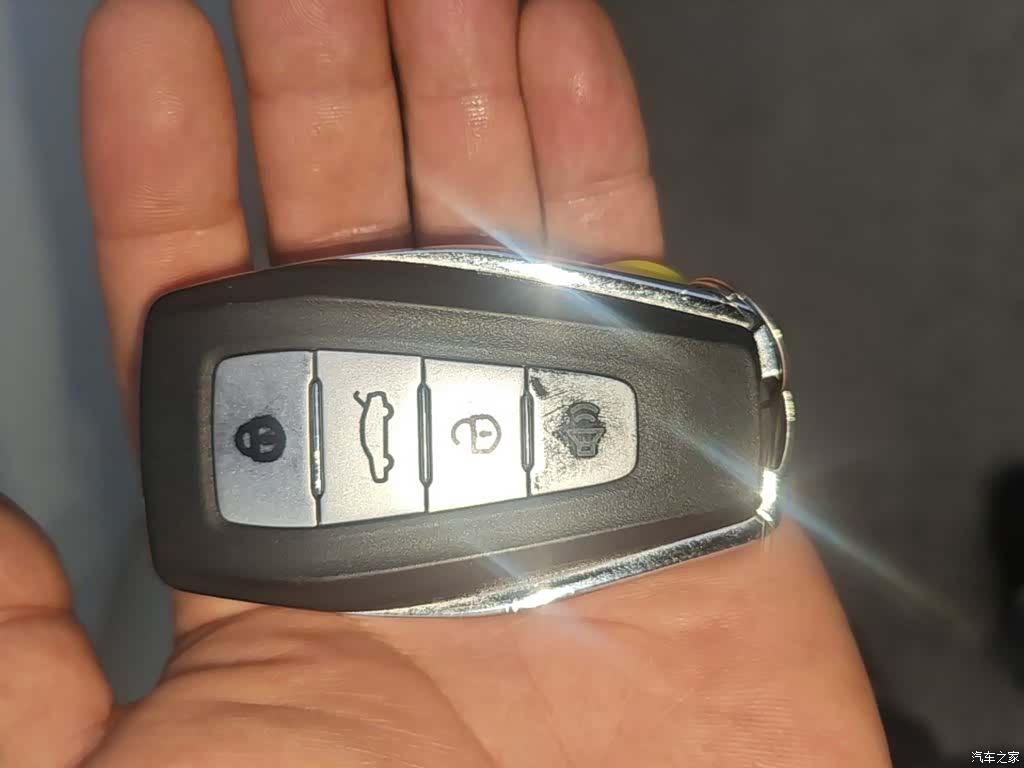 Geely E, 2024 17