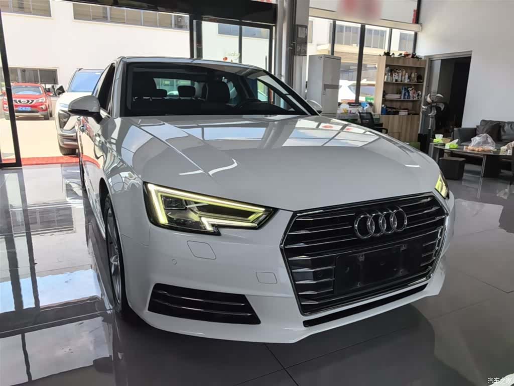 Audi A4L, 2018 4
