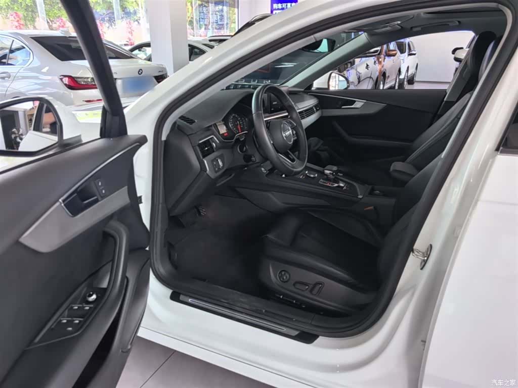 Audi A4L, 2018 16