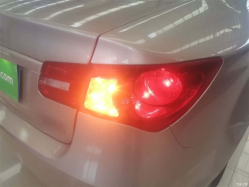 Roewe 350, 2015 8