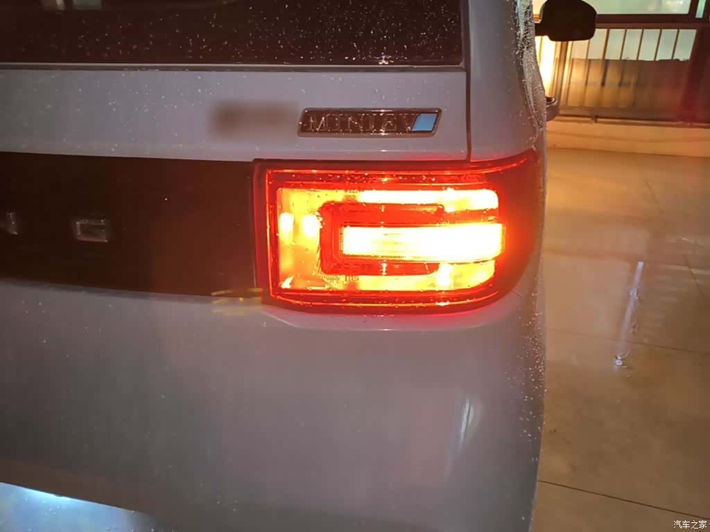 Wuling MINIEV, 2021 8