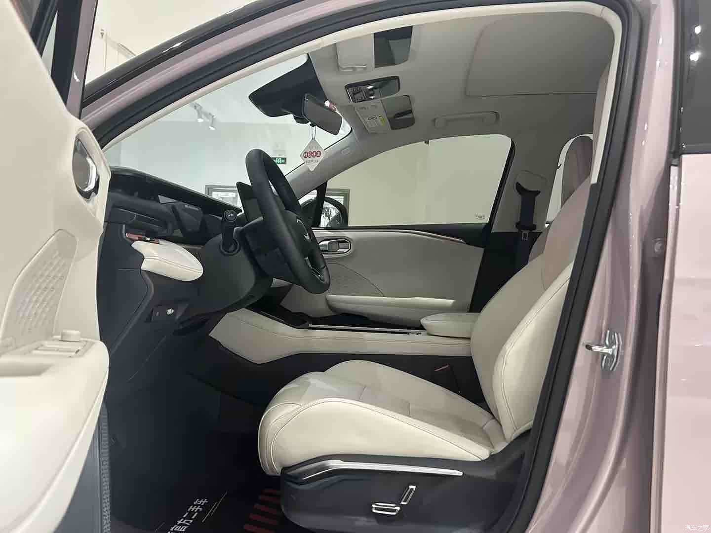Lynk & Co 02, 2025 3