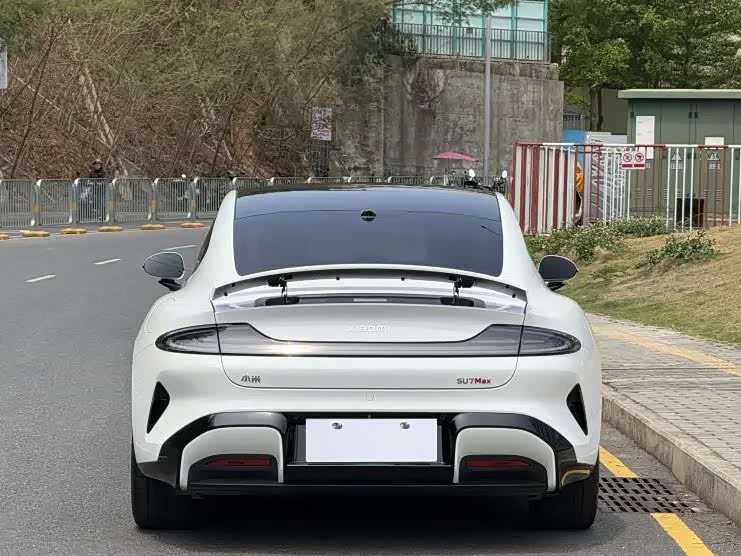 Xiaomi Xiaomi SU7 Xiaomi Xiaomi SU7