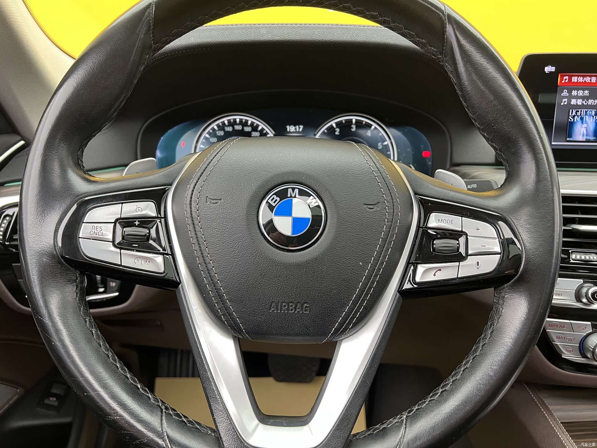 BMW 5 Series, 2018 11