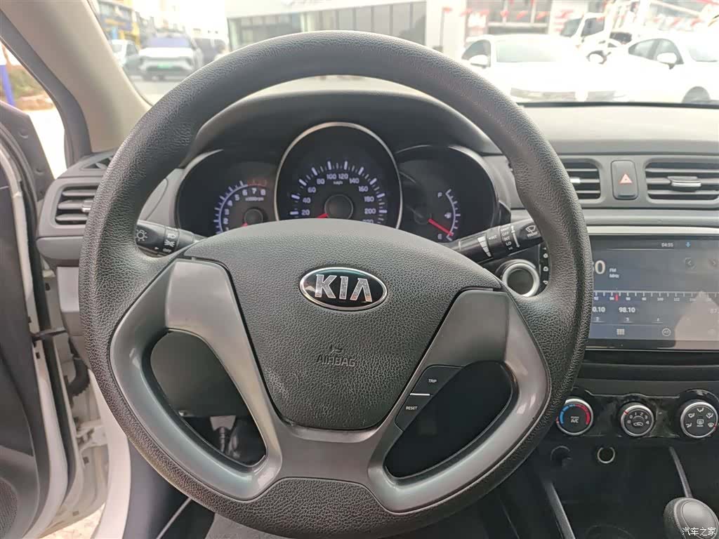 Kia K2, 2016 11