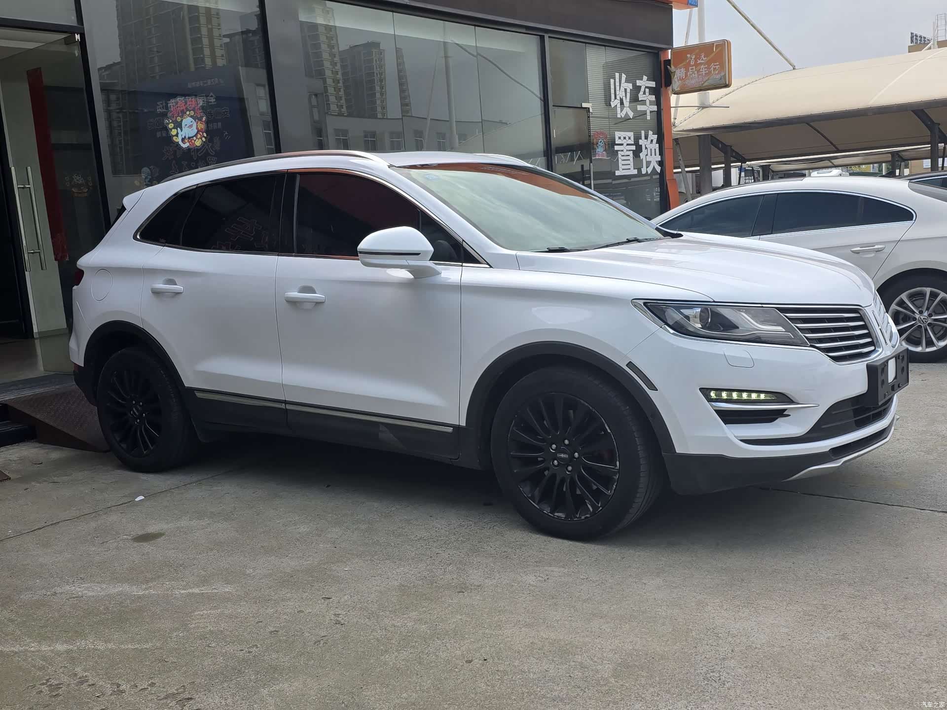 Lincoln MKC, 2016 3
