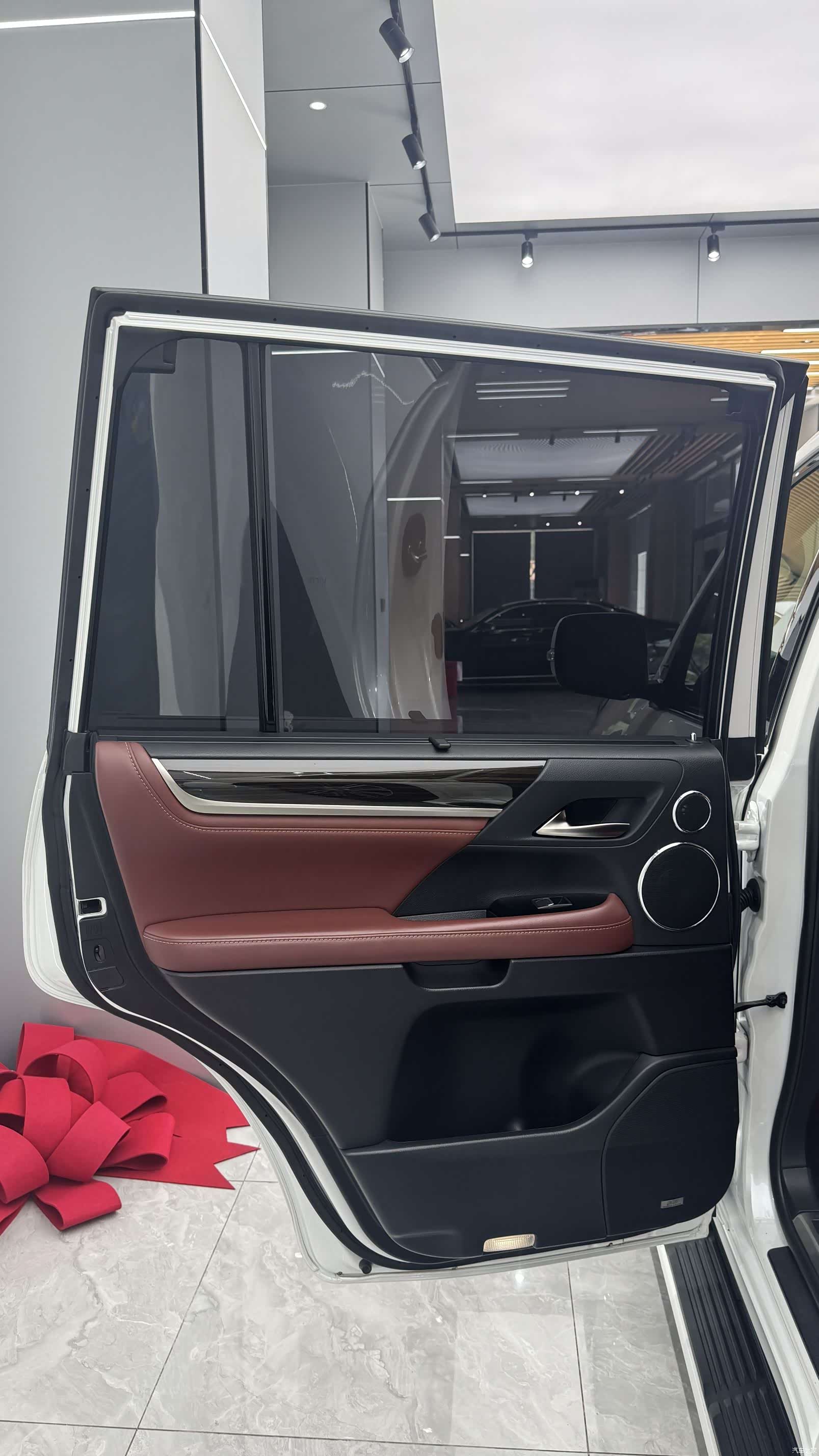 Lexus LX, 2018 15