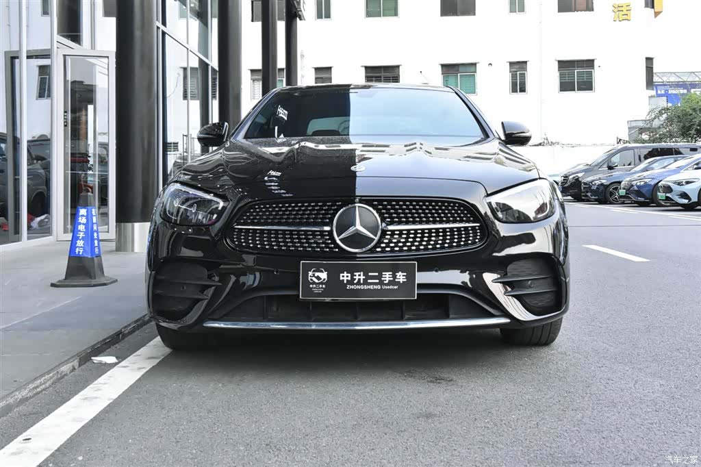 Mercedes-Benz E-Class, 2022 2