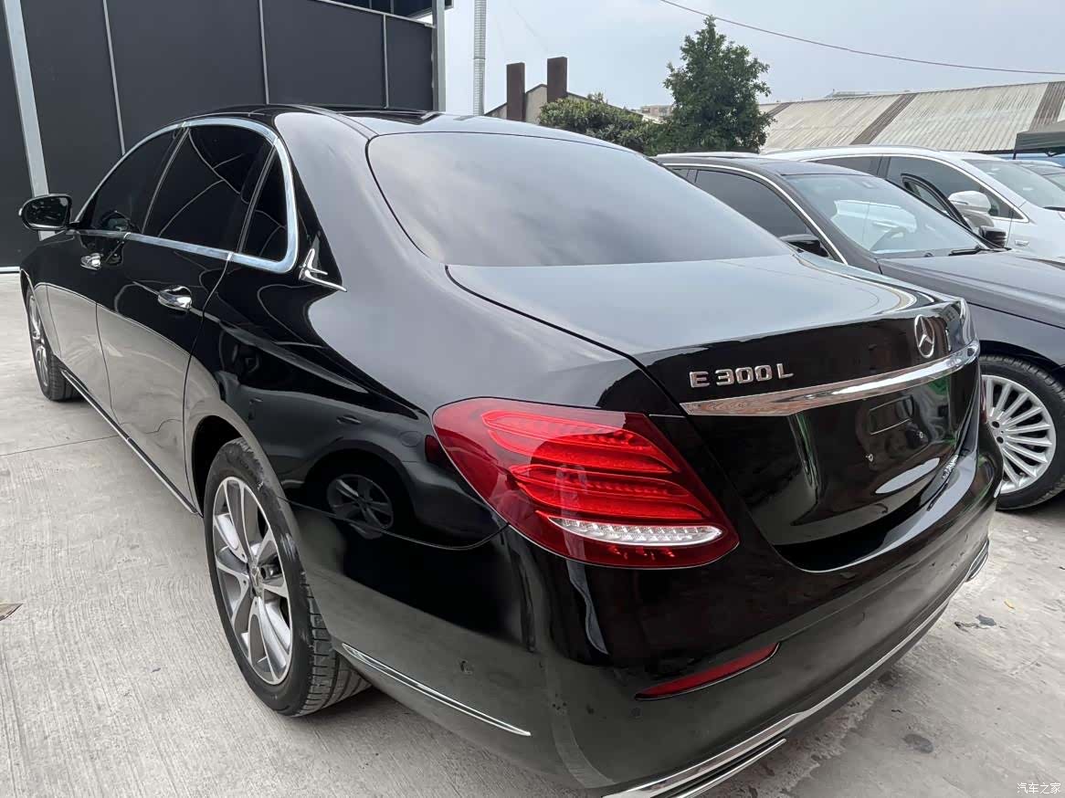 Mercedes-Benz E-Class, 2018 16
