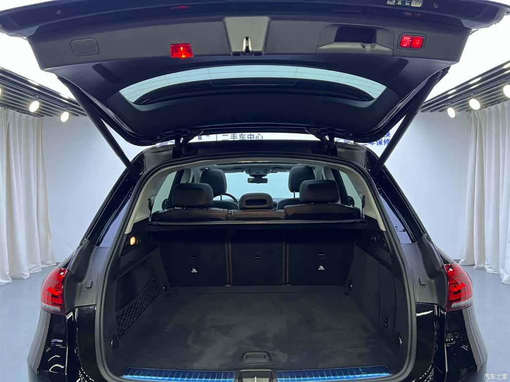 Mercedes-Benz GLE, 2023 28
