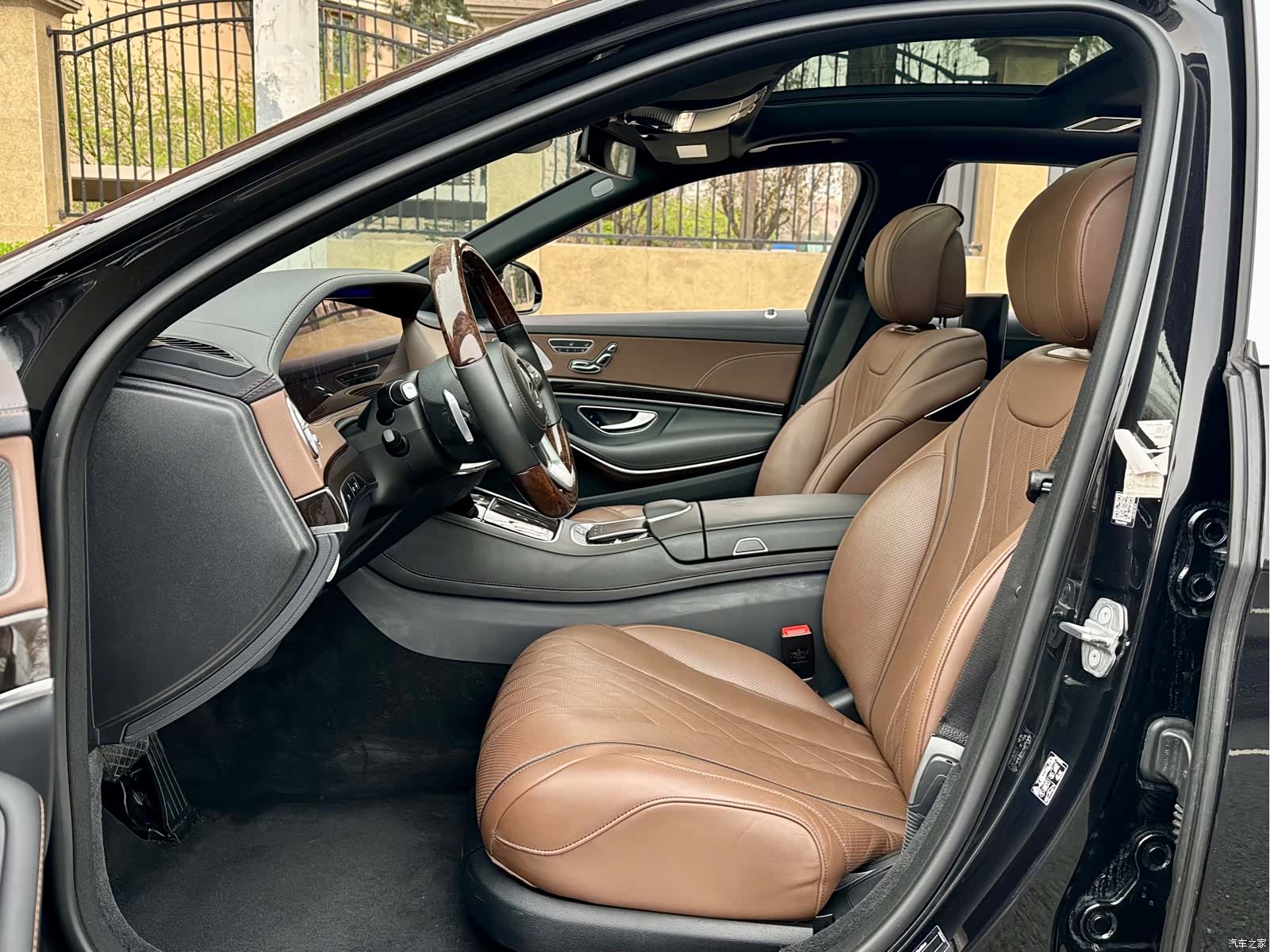 Maybach S-Class, 2019 6