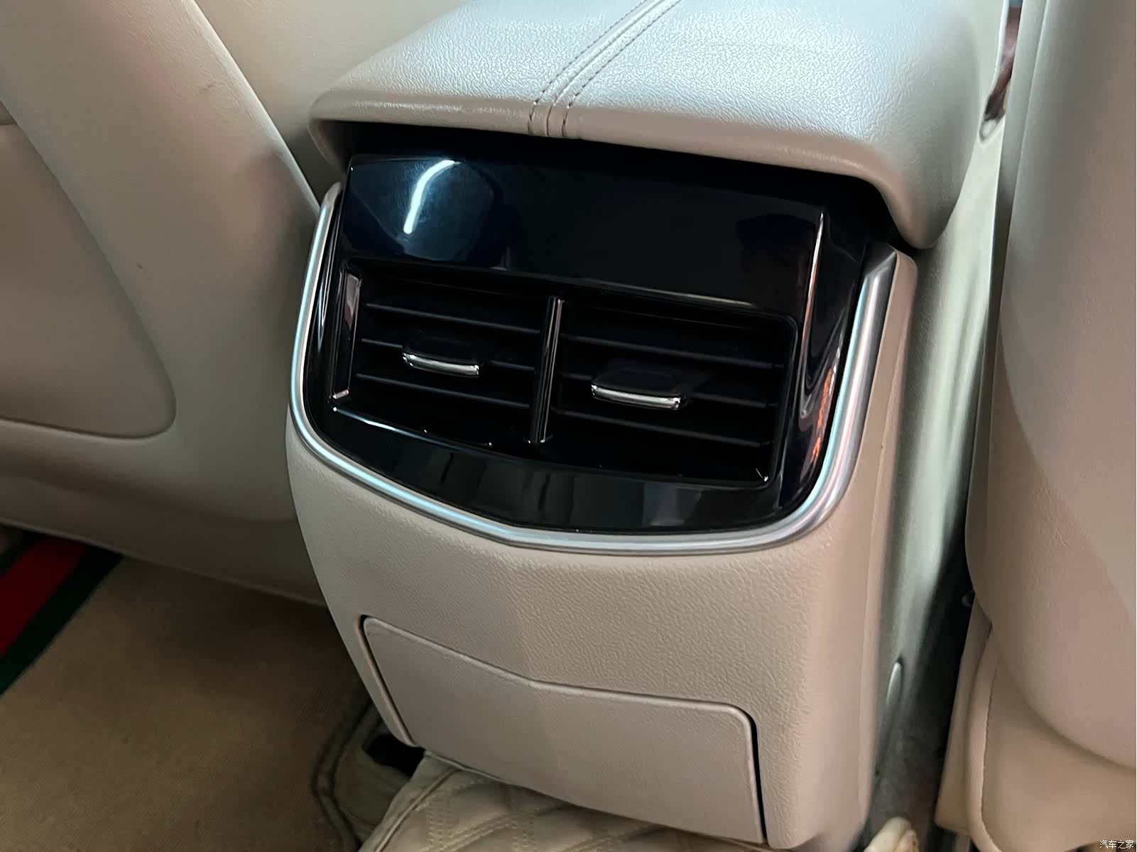 Cadillac XTS, 2016 22