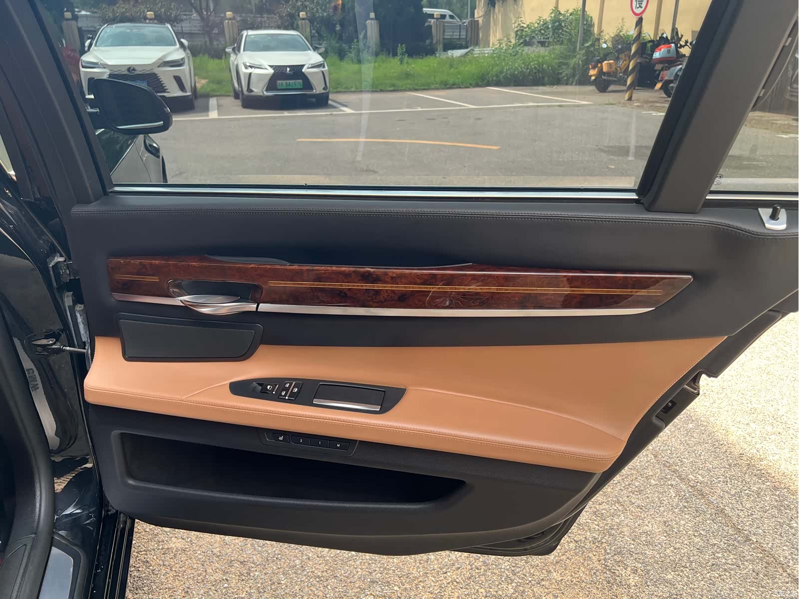 BMW 7 Series, 2014 21