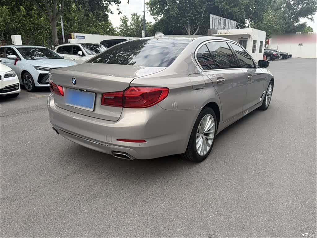 BMW 5 Series, 2018 10
