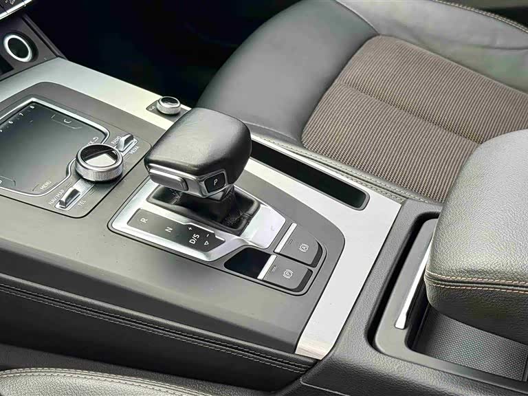 Audi Q5L Audi Q5L