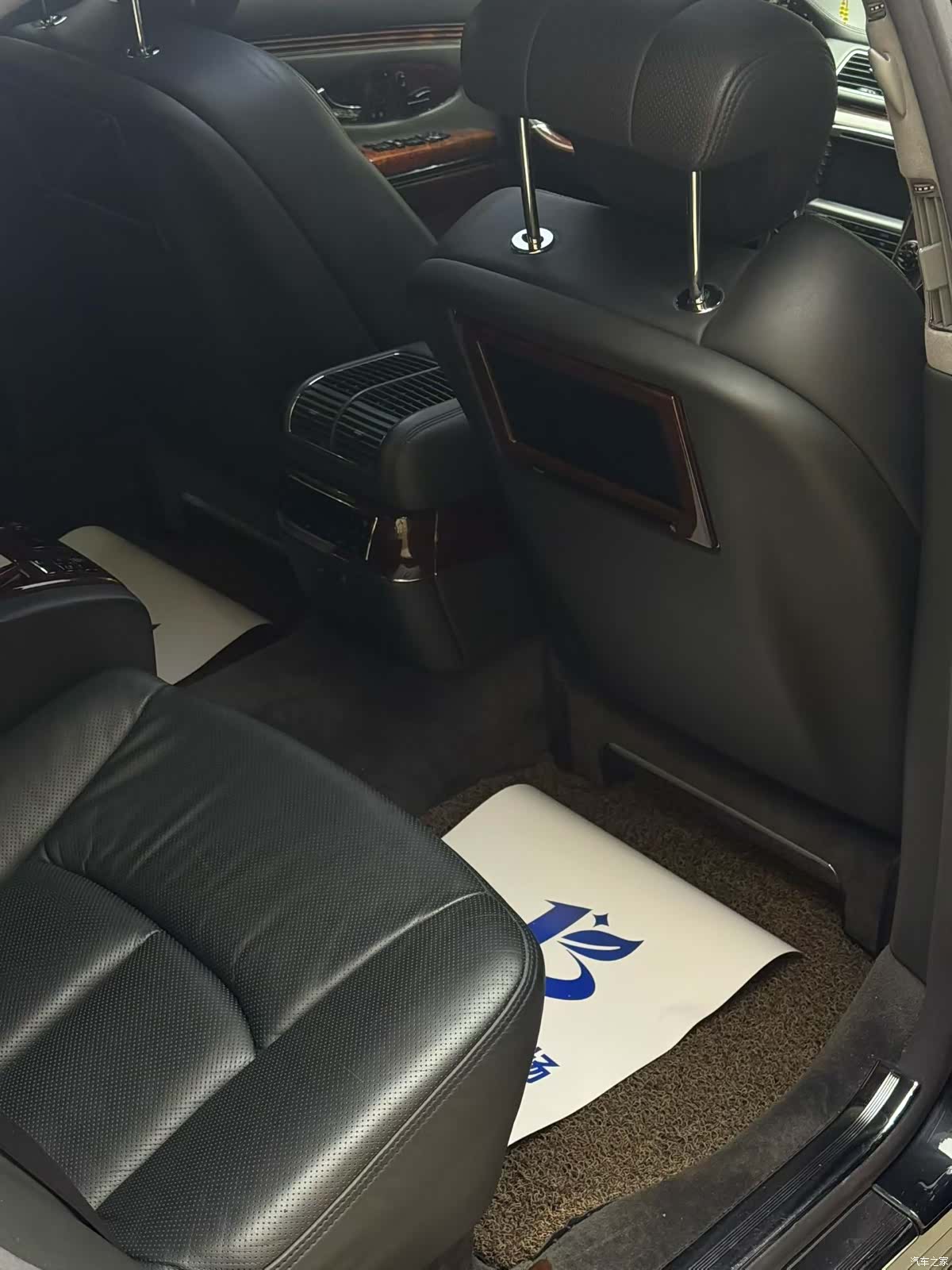 Maybach 57, 2004 19