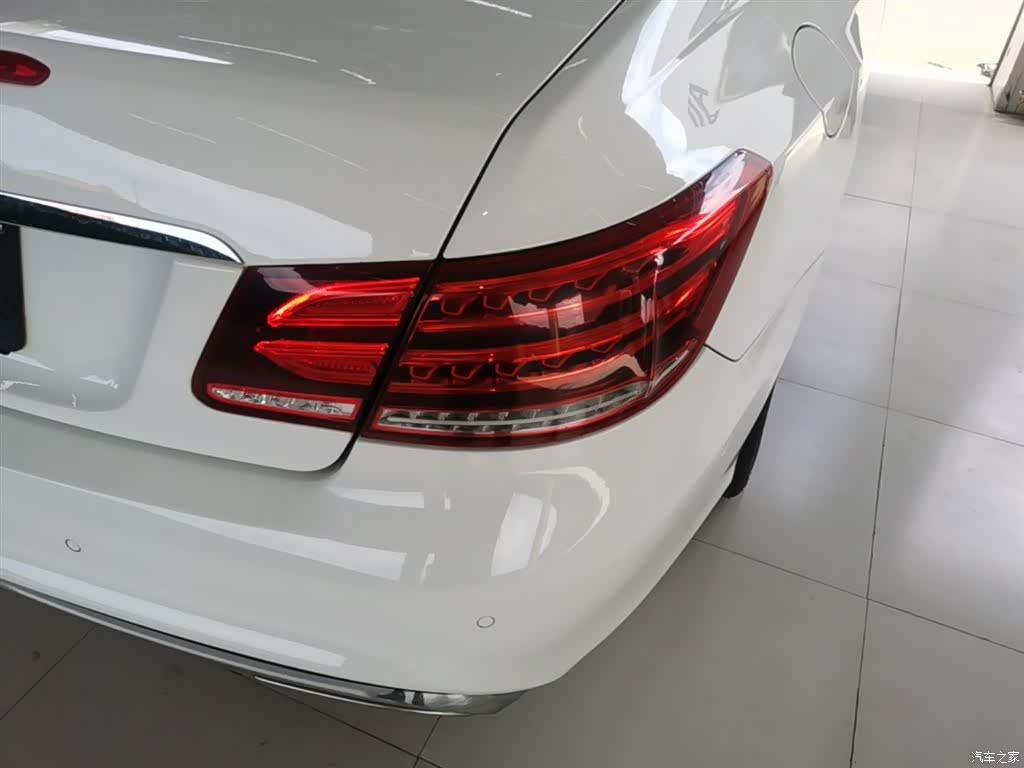 Mercedes-Benz E-Class, 2015 8