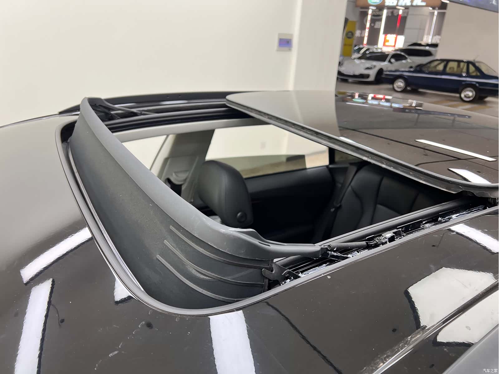 Audi Q8, 2022 27