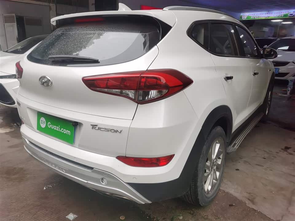 Hyundai Tucson