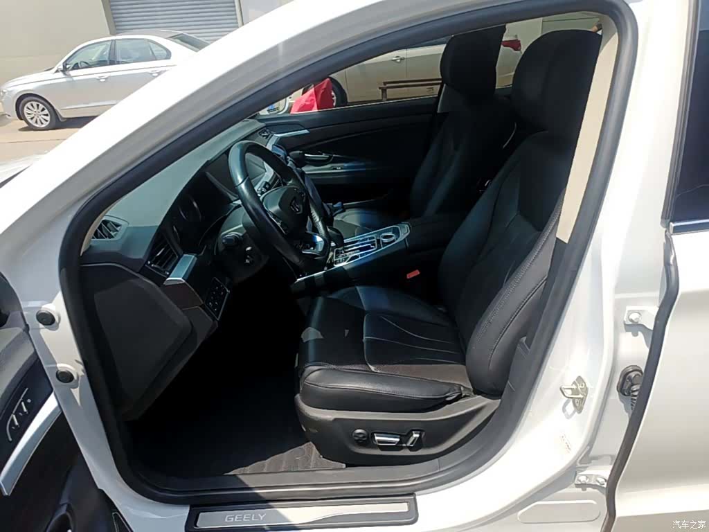 Geely 4G, 2017 15