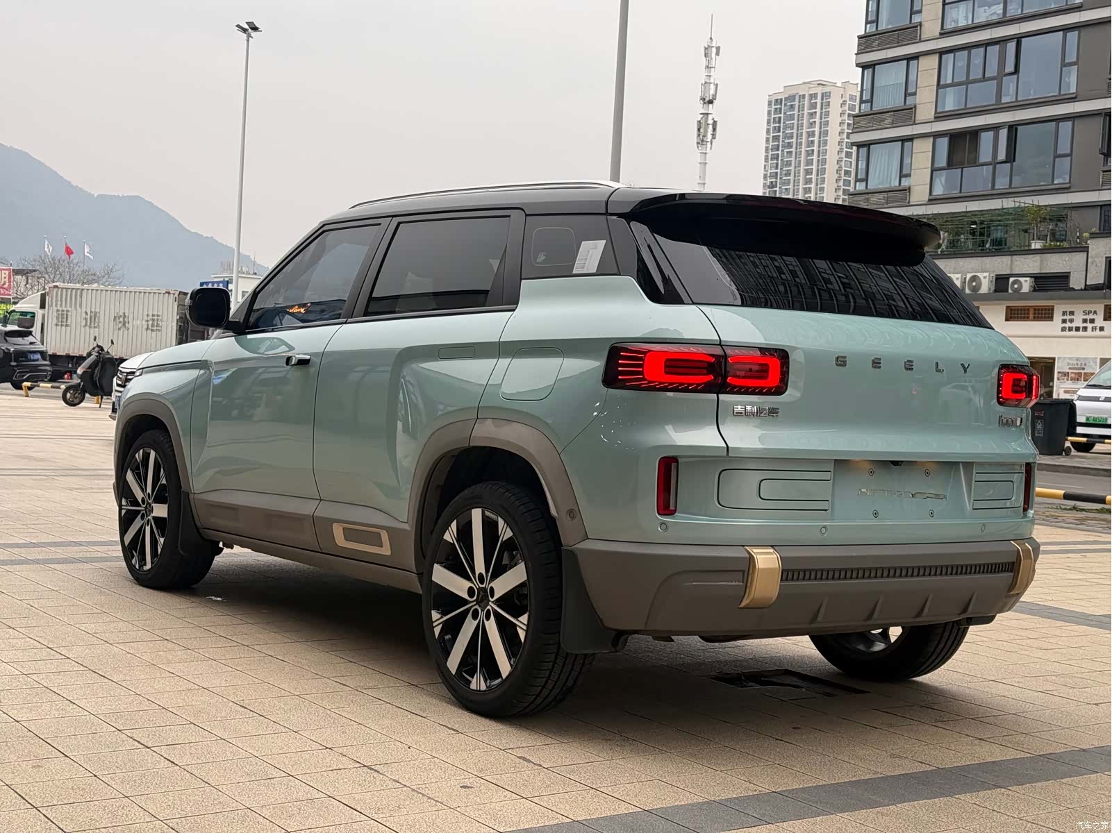 Geely Icon, 2023 14