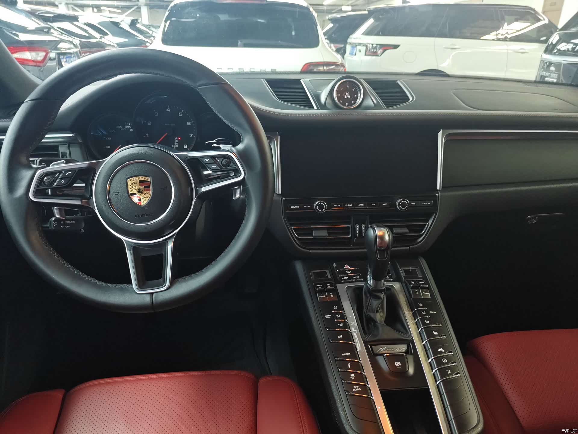 Porsche Macan, 2019 12