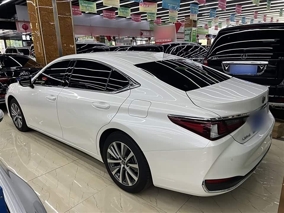 Lexus ES Lexus ES