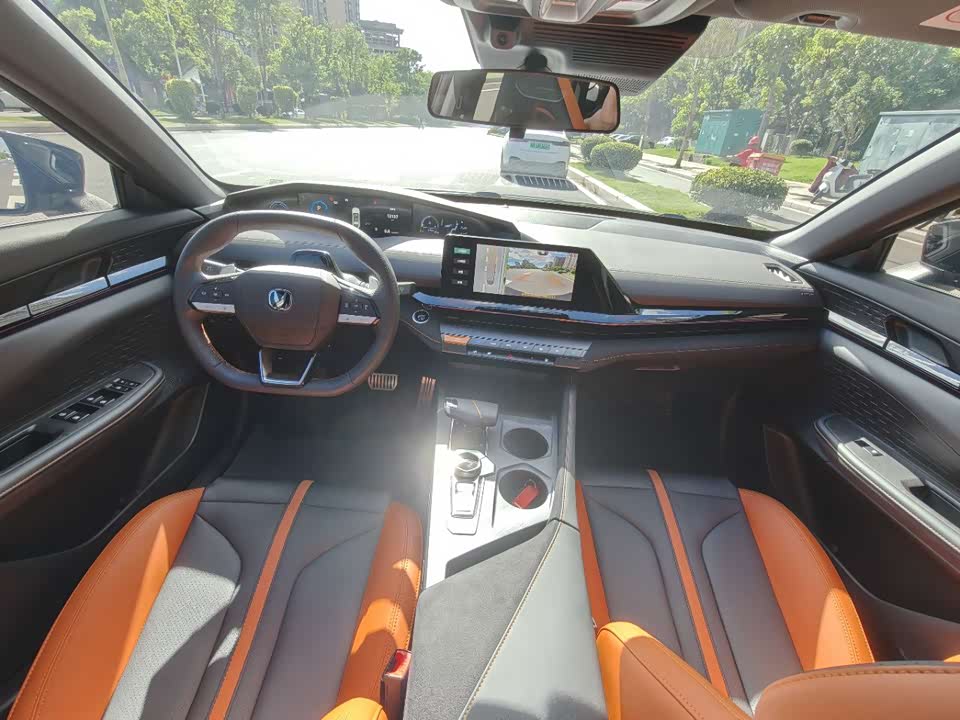 Changan UNI-V