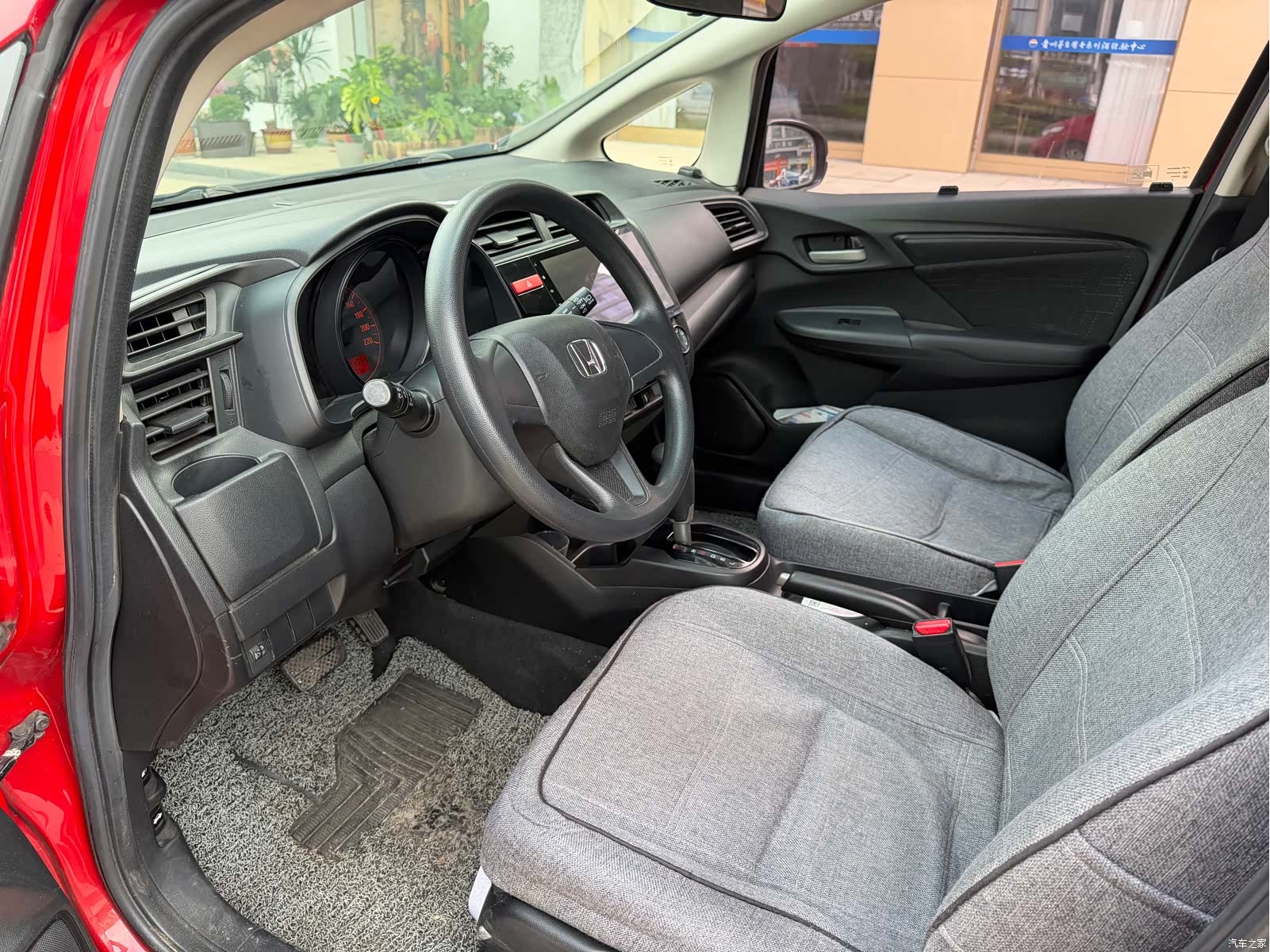 Honda Fit, 2016 4