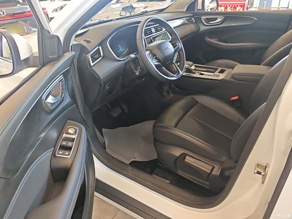 Roewe RX5, 2025 16